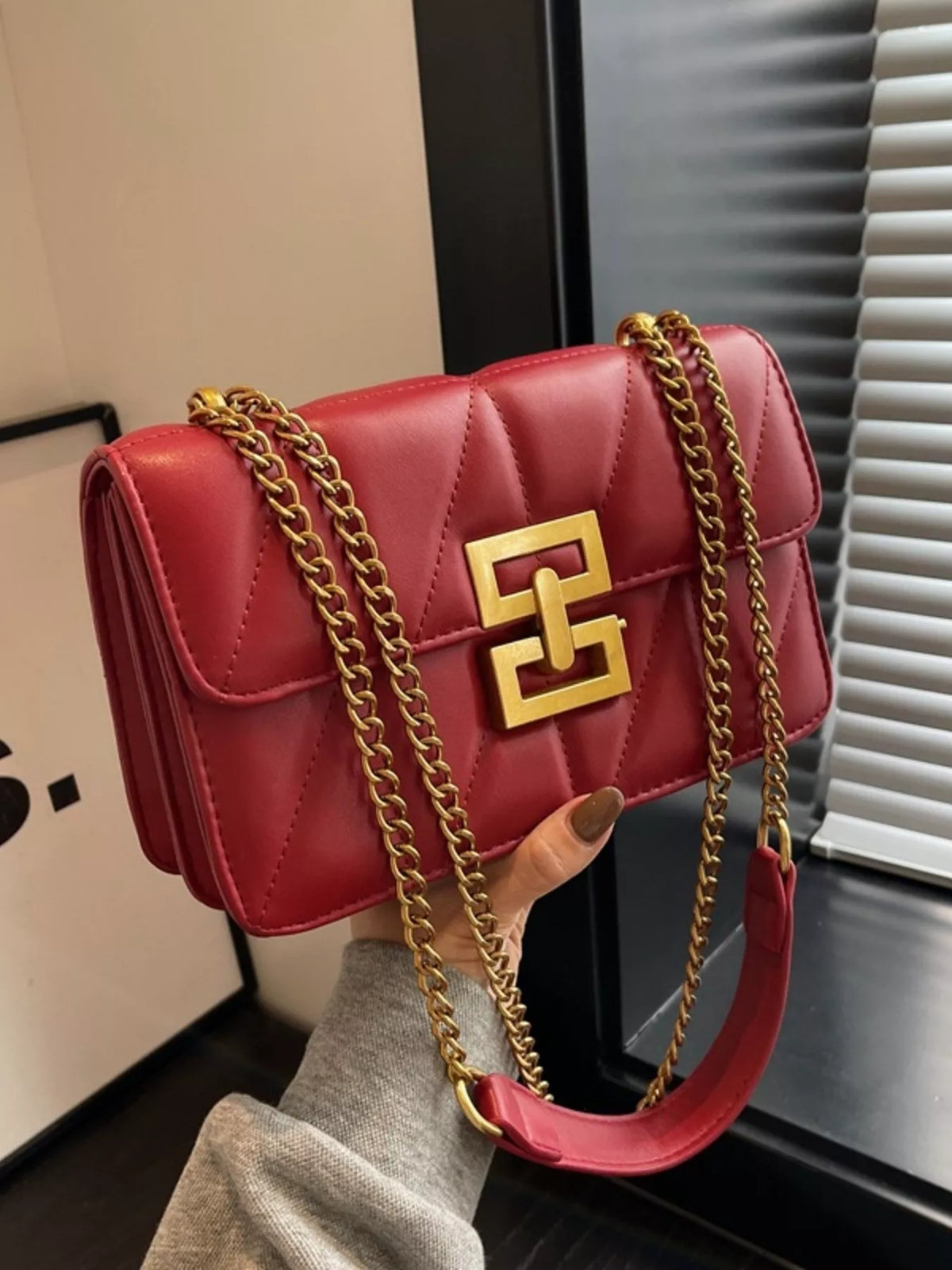 The Holiday Red Chain Bag – image 2