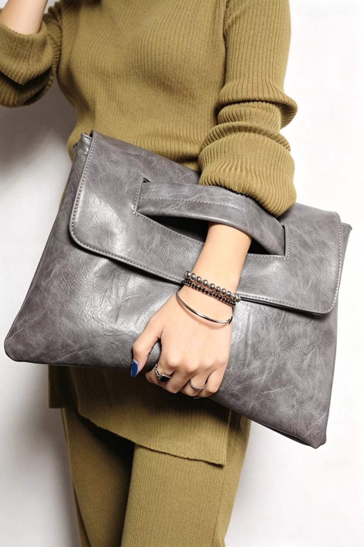 The Envelope Clutch – image 2