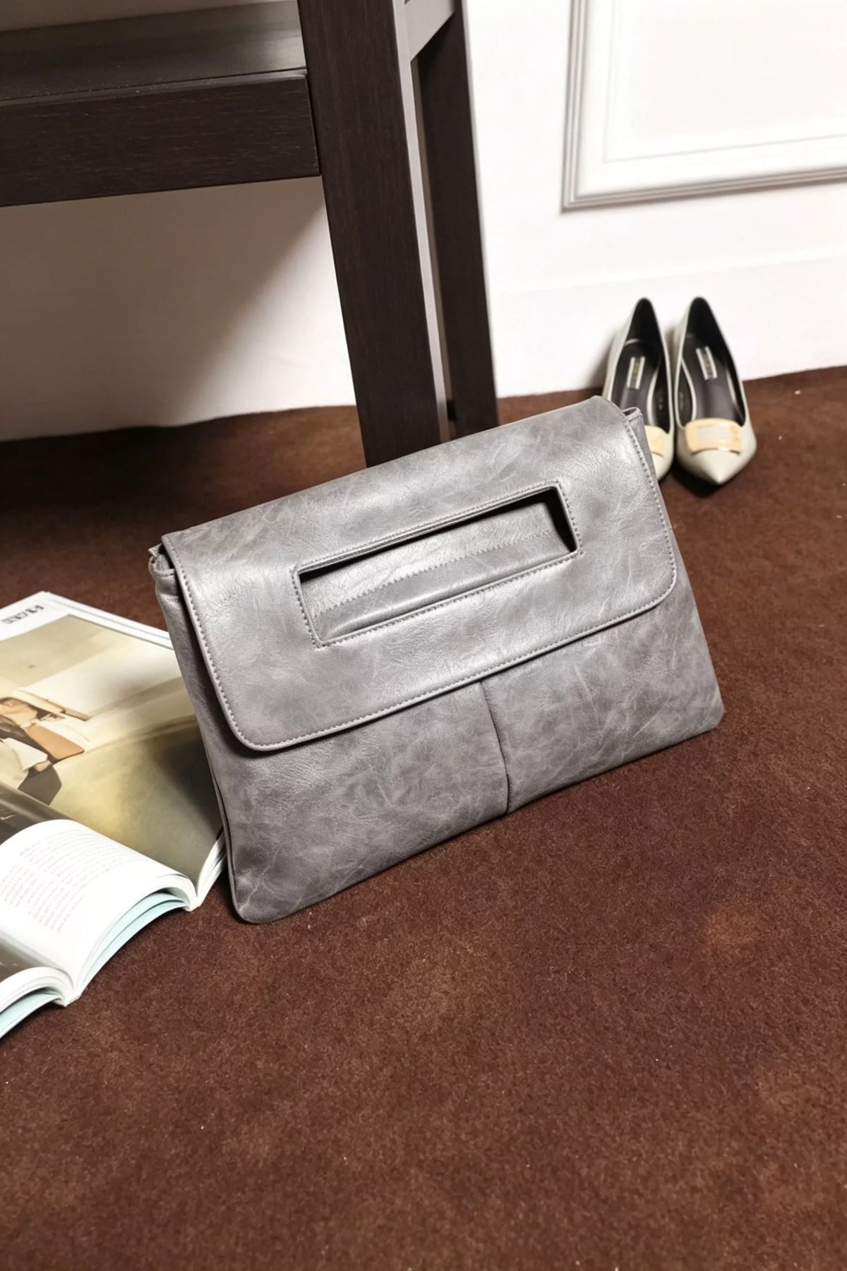 The Envelope Clutch – image 4